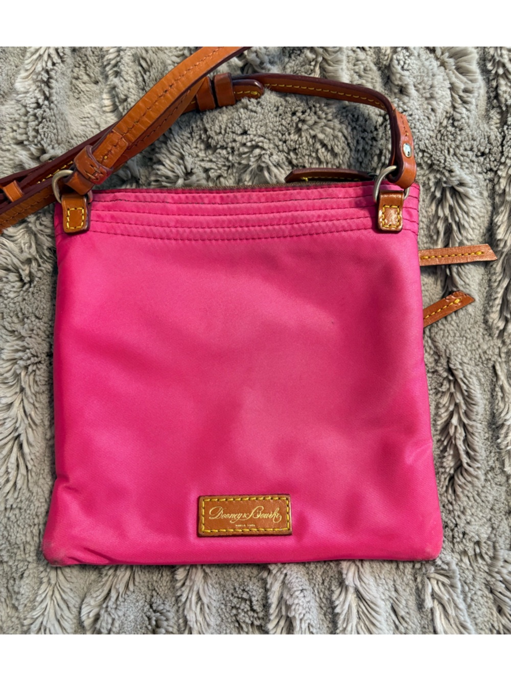 Dooney & Bourke Pink Crossbody Bag - Picture 3 of 8